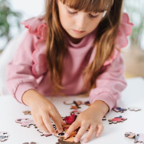 Puzzle Trefl Avengers Drewniane Gabby i jej Kotek 50 el. (20202) Trefl Puzzle Trefl Avengers Drewniane Gabby i jej Kotek 50 el. (20202) Trefl