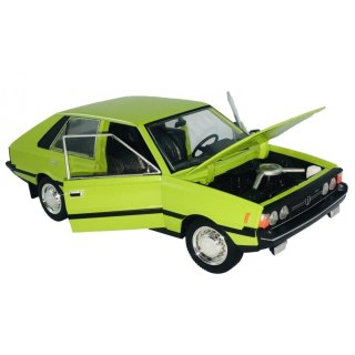 Samochód Dromader 1:24 Polonez FSO (24124) Dromader