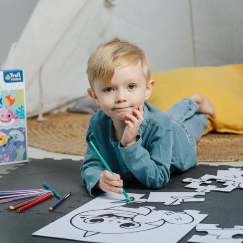 Puzzle Trefl Baby Shark Gigant Mały rekin 15 el. (42004) Trefl Puzzle Trefl Baby Shark Gigant Mały rekin 15 el. (42004) Trefl